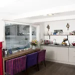 Rent A Houseboat