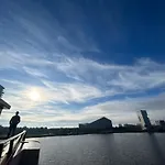 Boat Suite - A Unique Houseboat Stay In Amsterdam