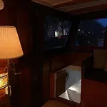 Woonboot Josja