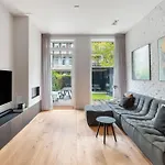 Osmon Apartment