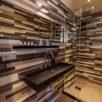 V Lofts