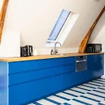 Central Art Apartment - Nieuwmarkt Area