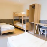 Hostel The Globe