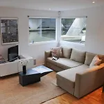 Bed Breakfast Boat