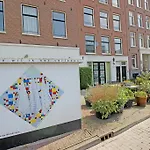 Ground Floor Canal Apartment