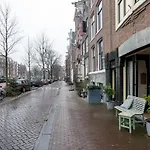 Prinsengracht Cozy Retreat