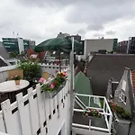Hot Spot, Fascinating Bed & Breakfast