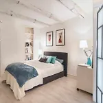 Boutique Studio With Amazing Location