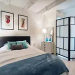 Boutique Studio With Amazing Location