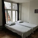 Amsterdam Extreme Guesthouse