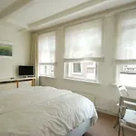 B&B Jordaan Corner