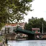 Sweets - Kattenslootbrug