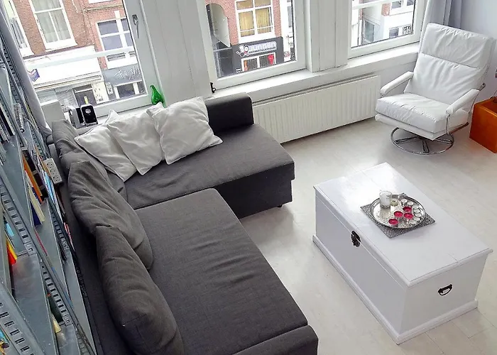 Spacious Apartment Pijp
