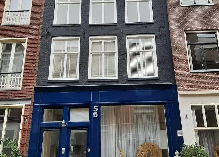Amsterdam Lily apartment