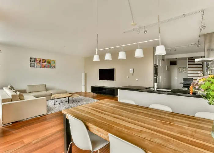 Duplex Amsterdam Island