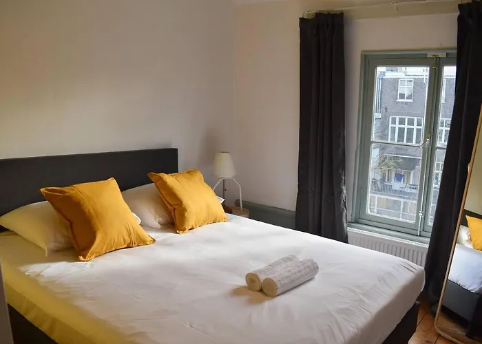Private 4P Top Floor - Hostel Apartment