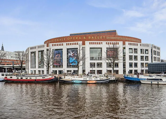 Amstel Houseboat Studio Right Across The Opera