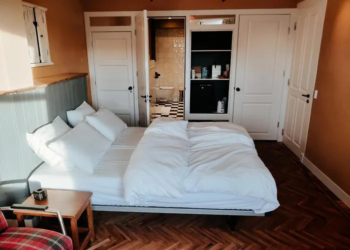 B&B House Of Straw Amsterdam