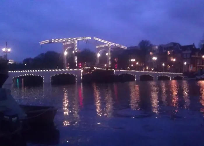 Rent A Houseboat