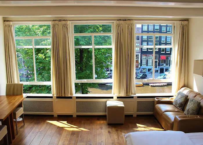 Amsterdam Jewel Canal Apartments