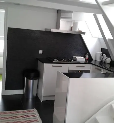Residence 86
