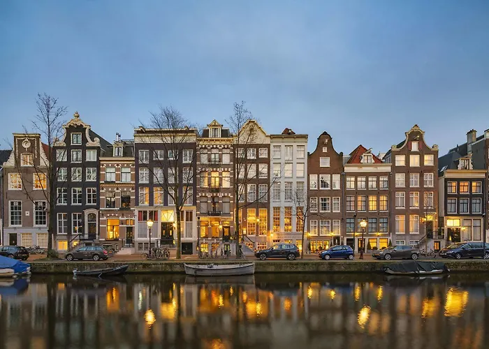 Ambassade Hotel