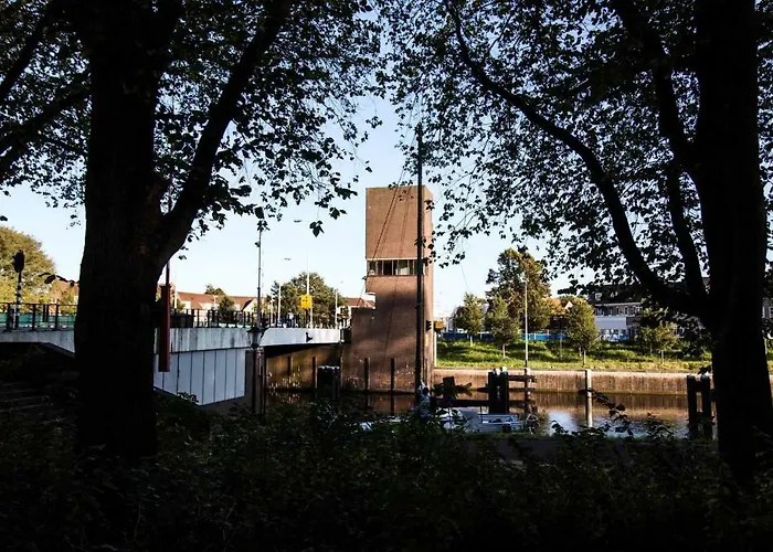 Sweets - Gerben Wagenaarbrug