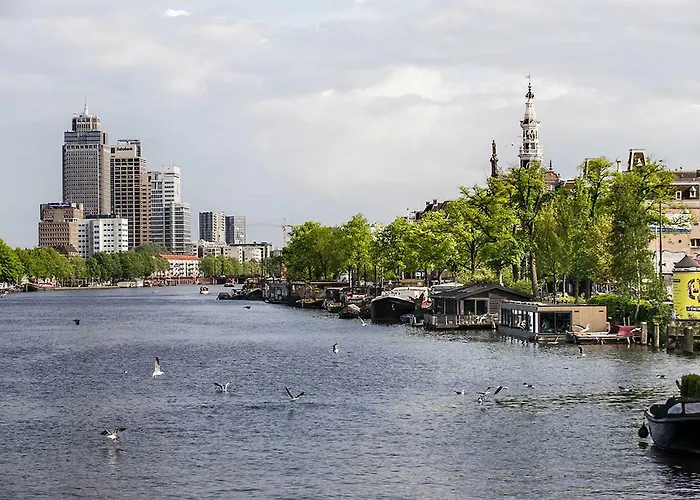Houseboat Amsterdam - Room with a view