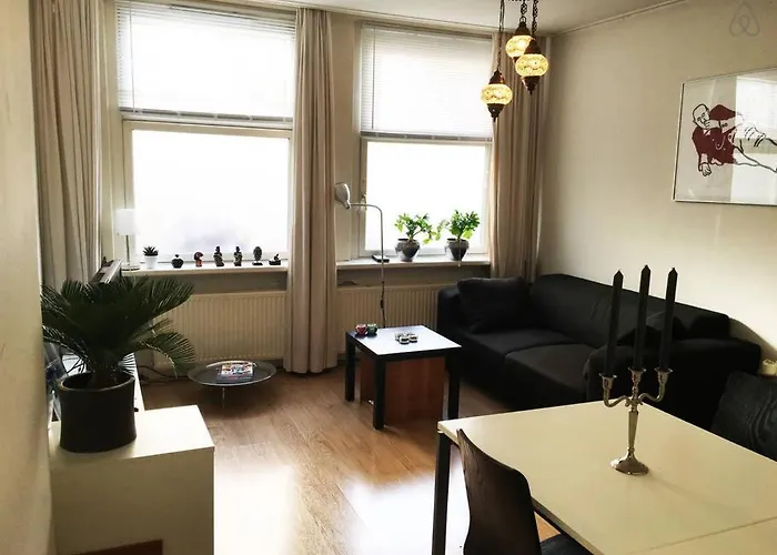 House With Garden, 10 Min From City Centre