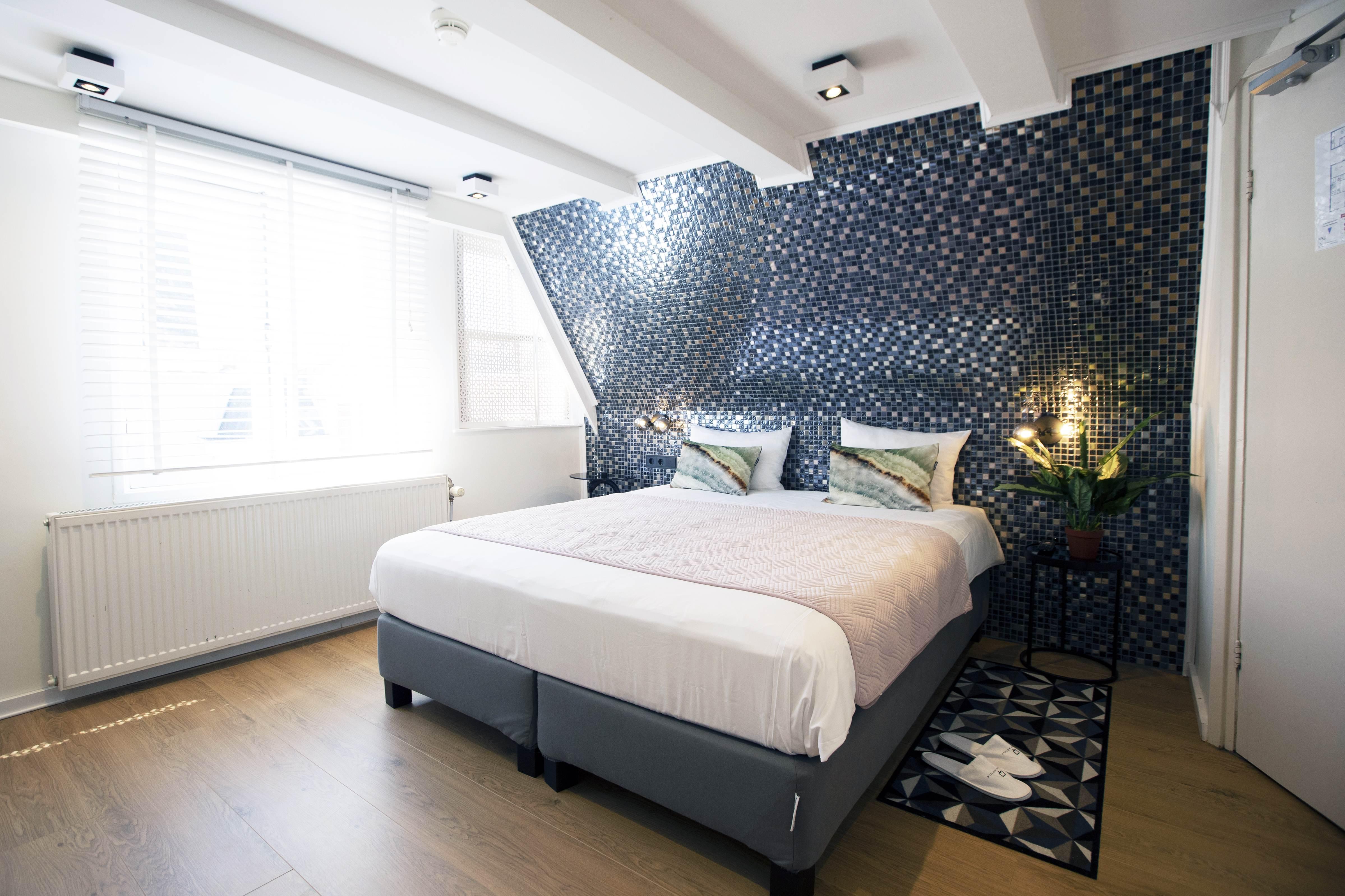Quentin Golden Bear Hotel 2*