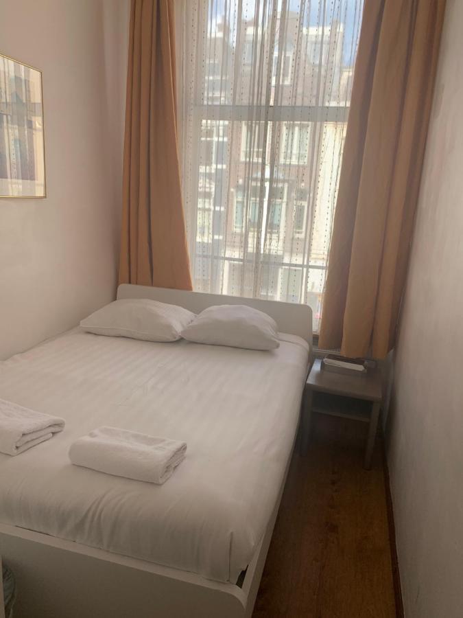 Sphinx Hostel Amsterdam