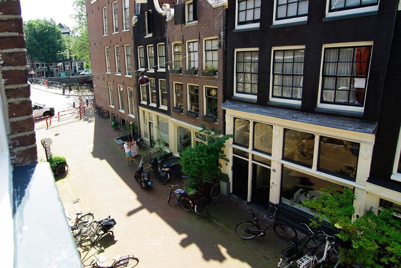 Joz, Historic In Centre Of Bed & Breakfast Amsterdam