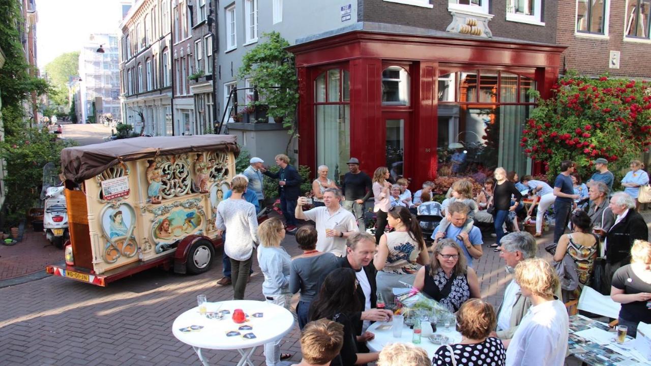 The African Lily Bed & Breakfast Amsterdam