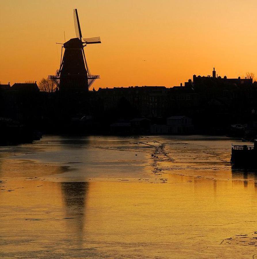 Romantic Quiet On The Canal Bed & Breakfast 2*