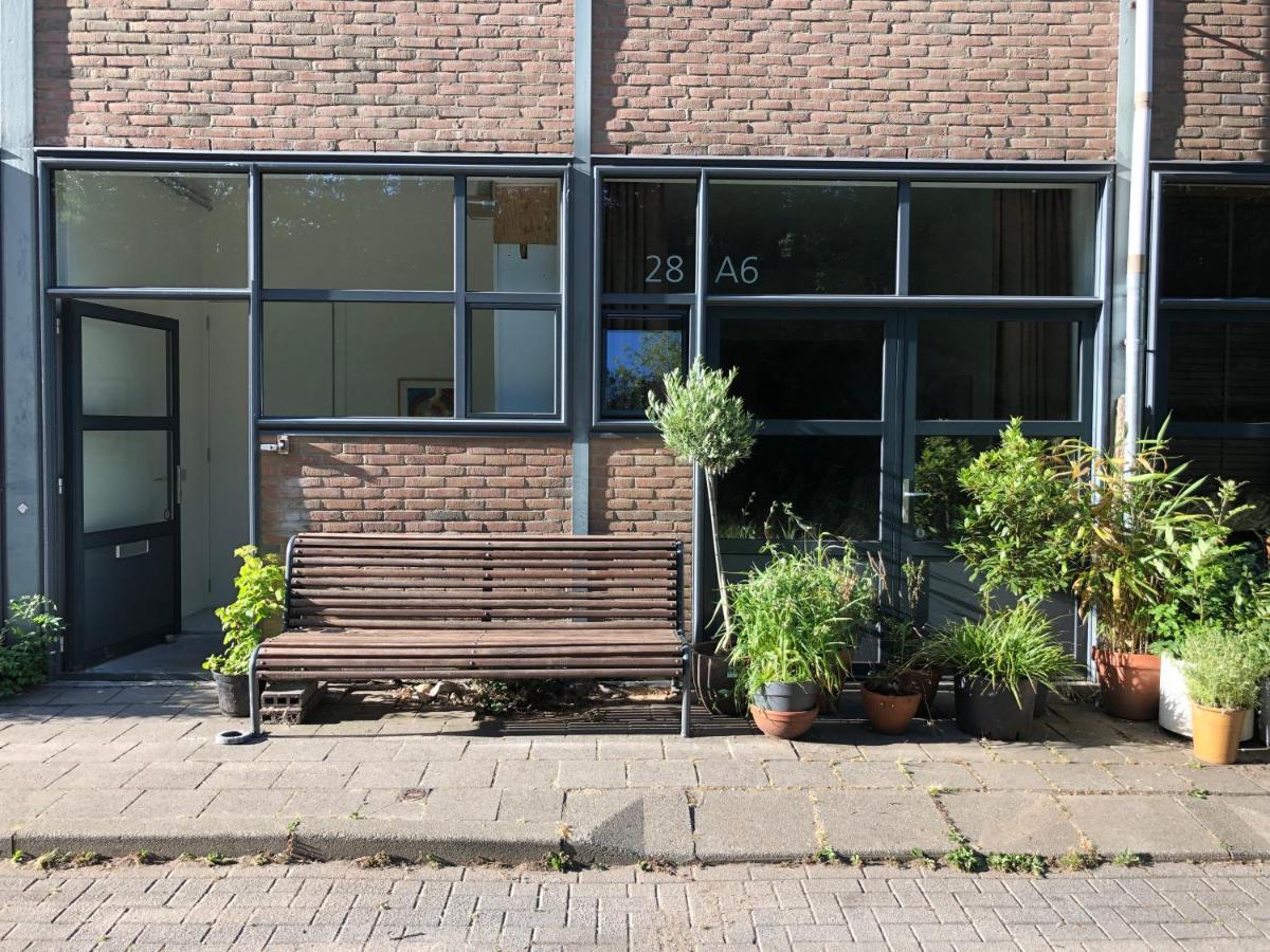 Bed & Breakfast Studio 28a6 With Free Parking Place Amsterdam