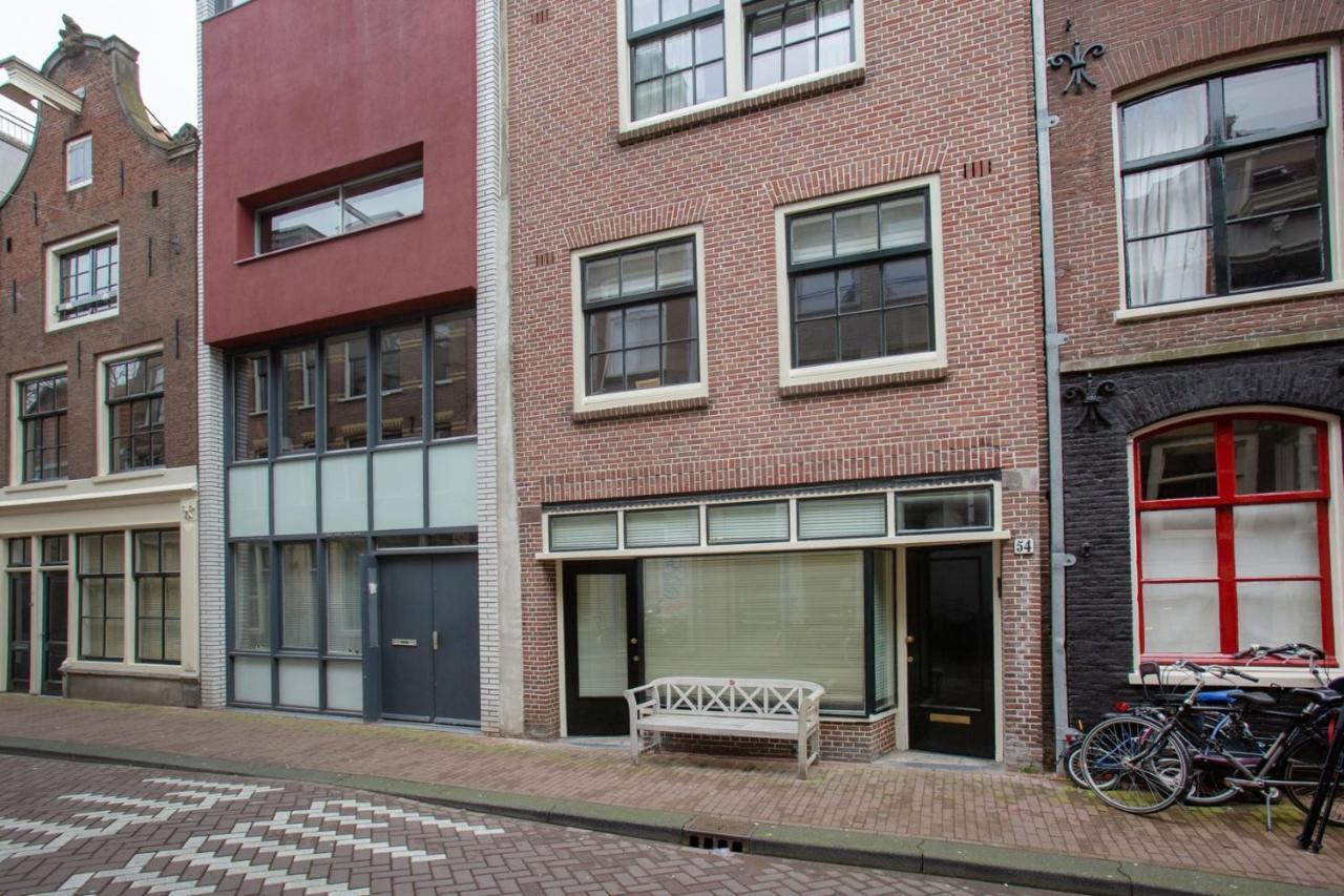 Luxurious In Jordaan Couple Getaway Couette-café 3*