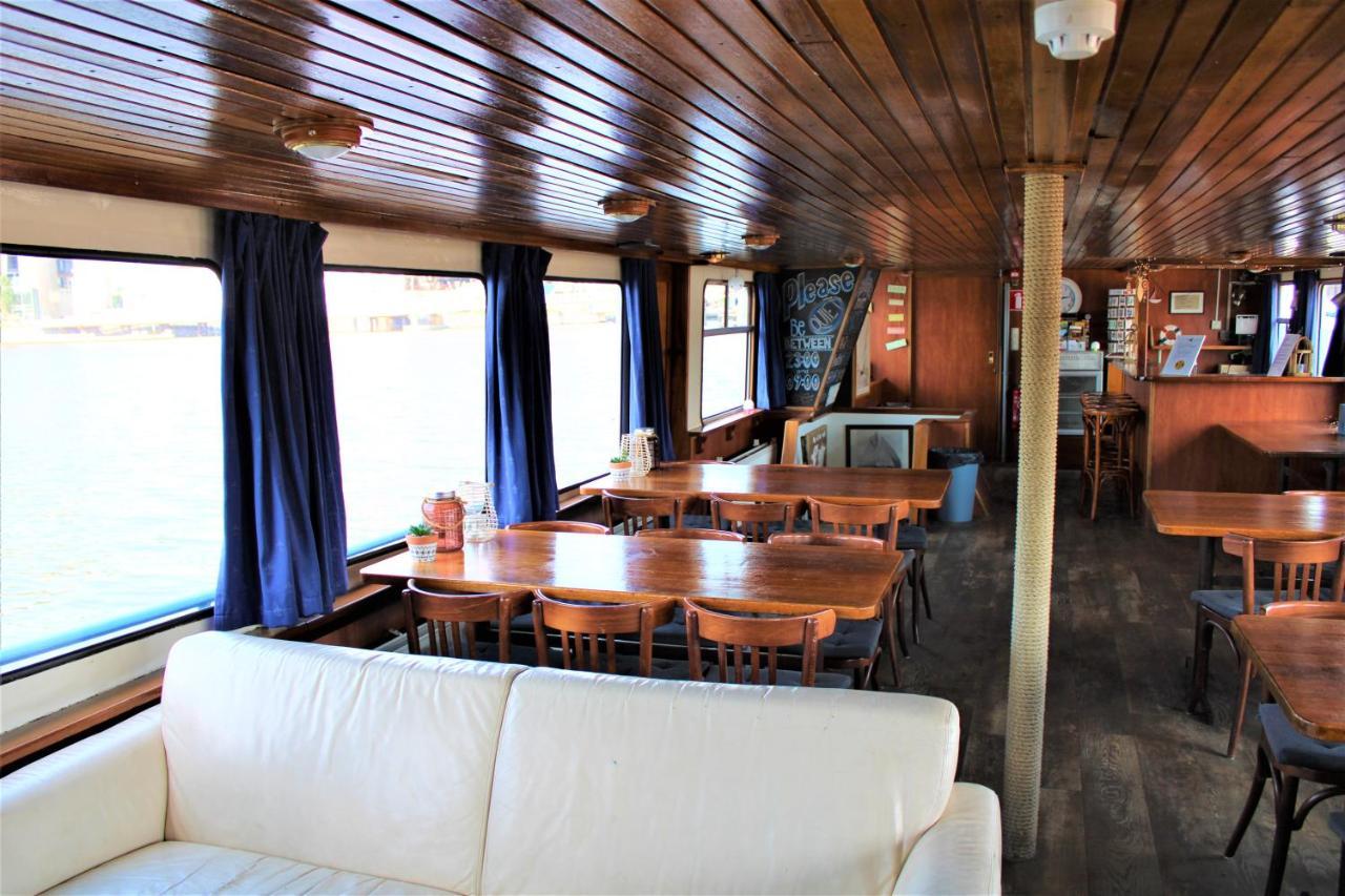 Bateau-hôtel Amicitia 2*
