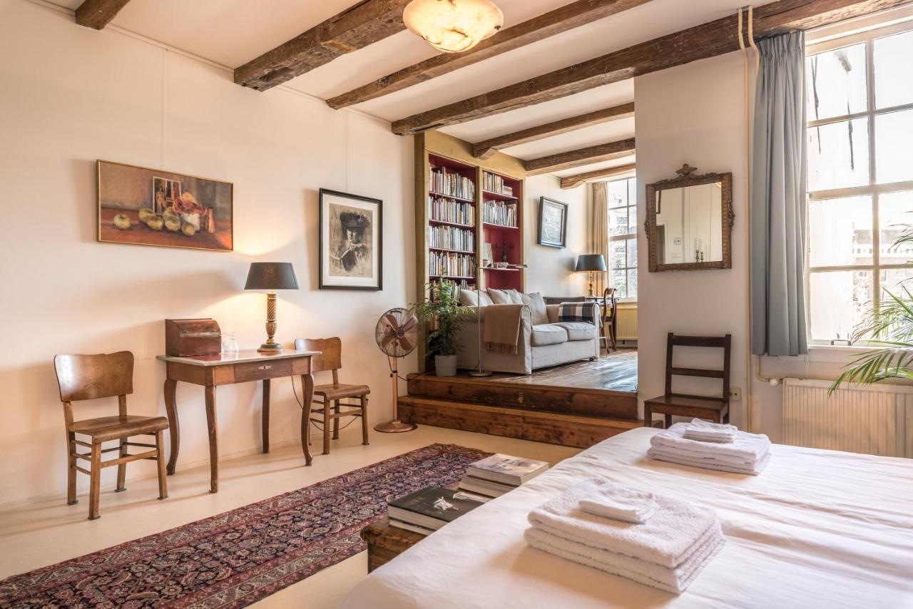 Guest house Classy 17th C Canalhouse Amsterdam