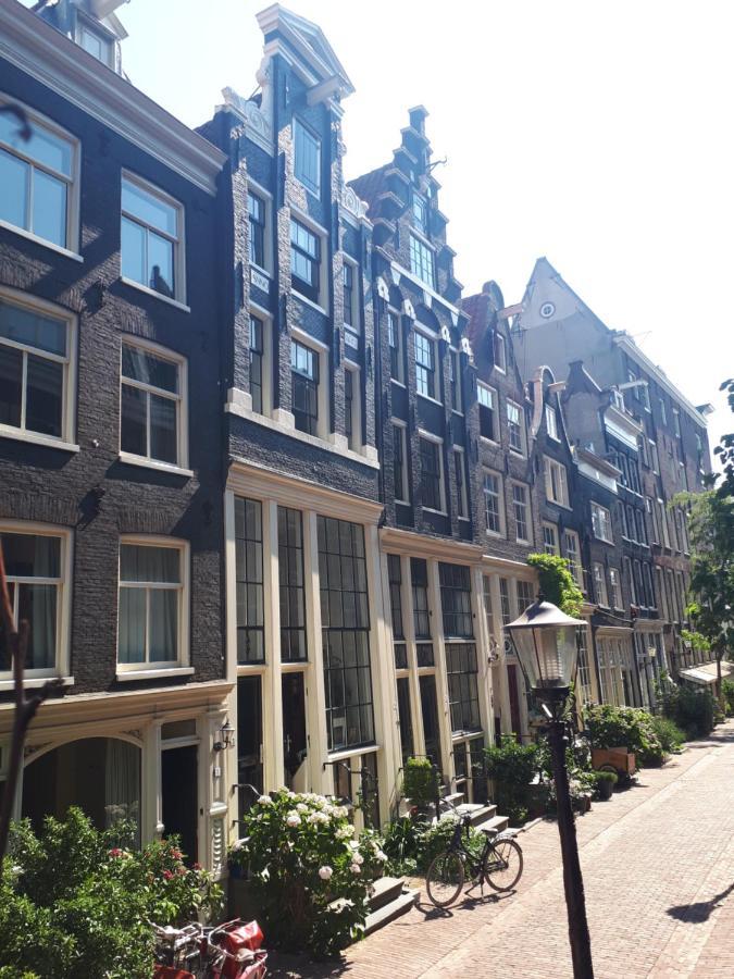 Apartment Captains House