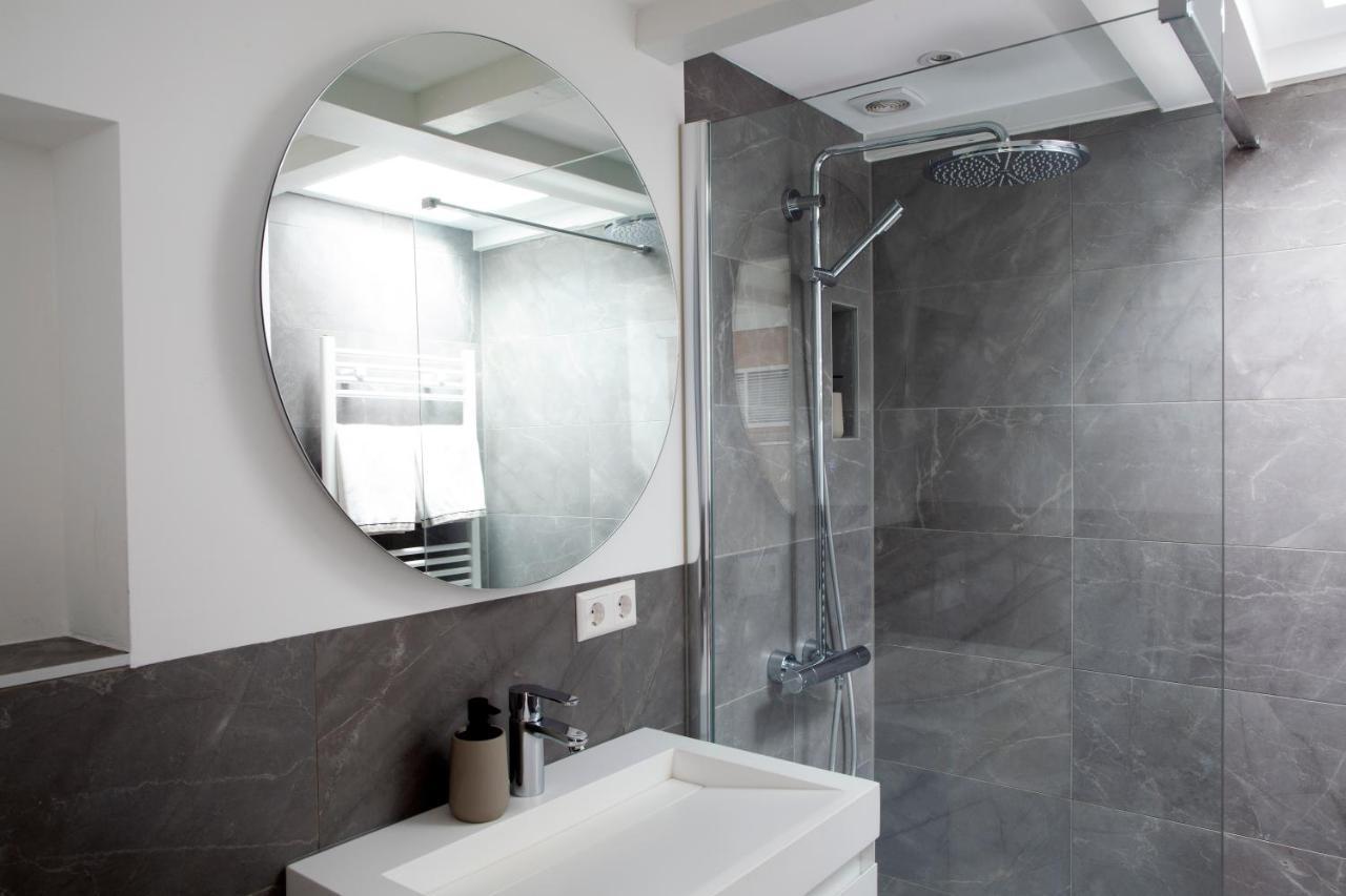 Luxe Suites Roses 2* Amsterdam