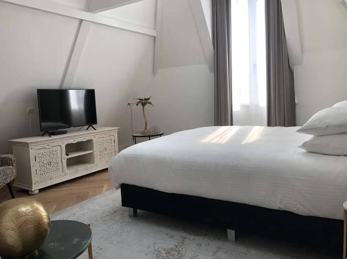 Luxe Suites Roses Amsterdam