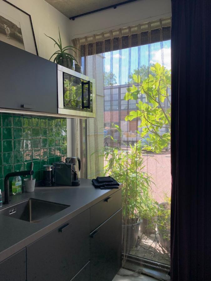 Homestay Chez Odette - Free Bikes & Private Car Parking Amsterdam