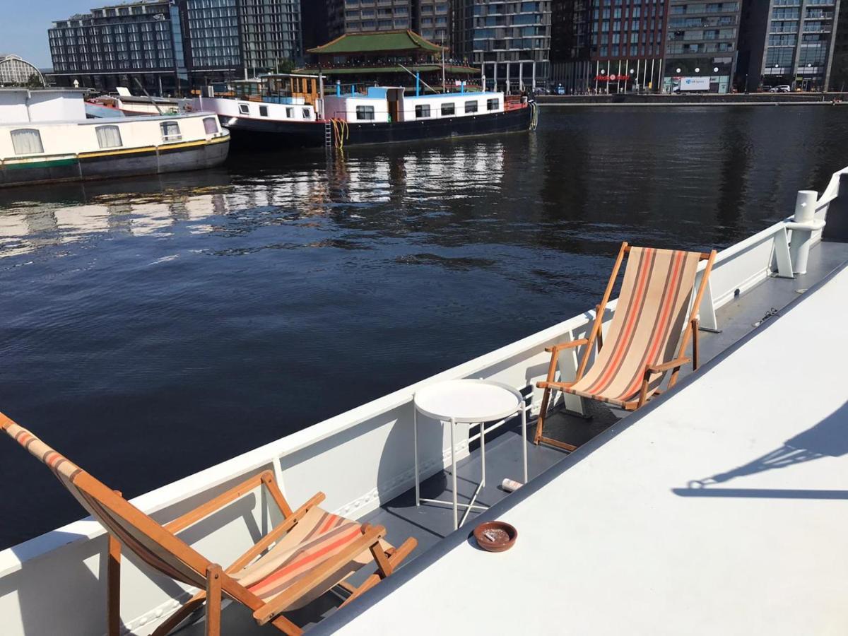 A304 Romantic Seaship In Center * Amsterdam