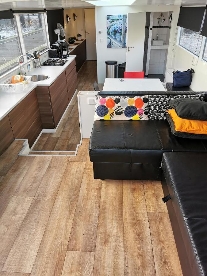 Loft Boat Bateau-hôtel *