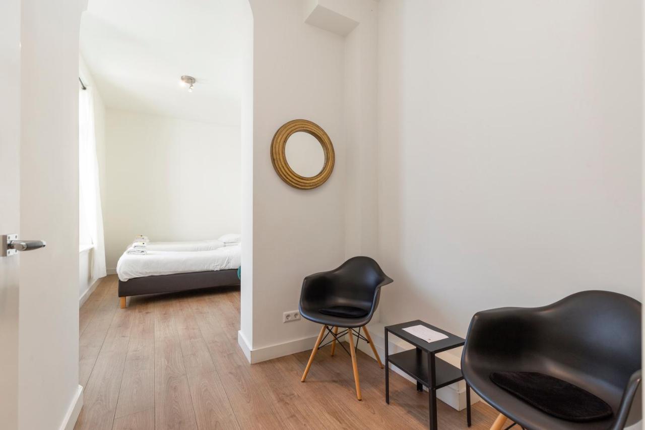 Apartment Center For A Group Of 4 In - Apt 2