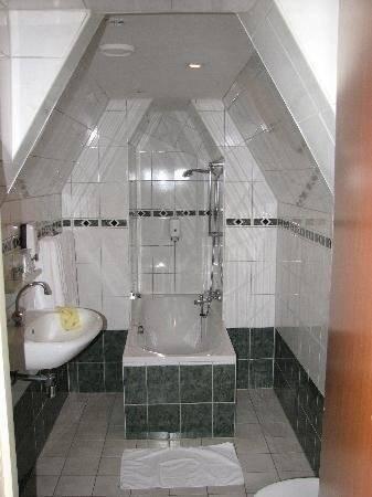 Luxer Hotel 3*