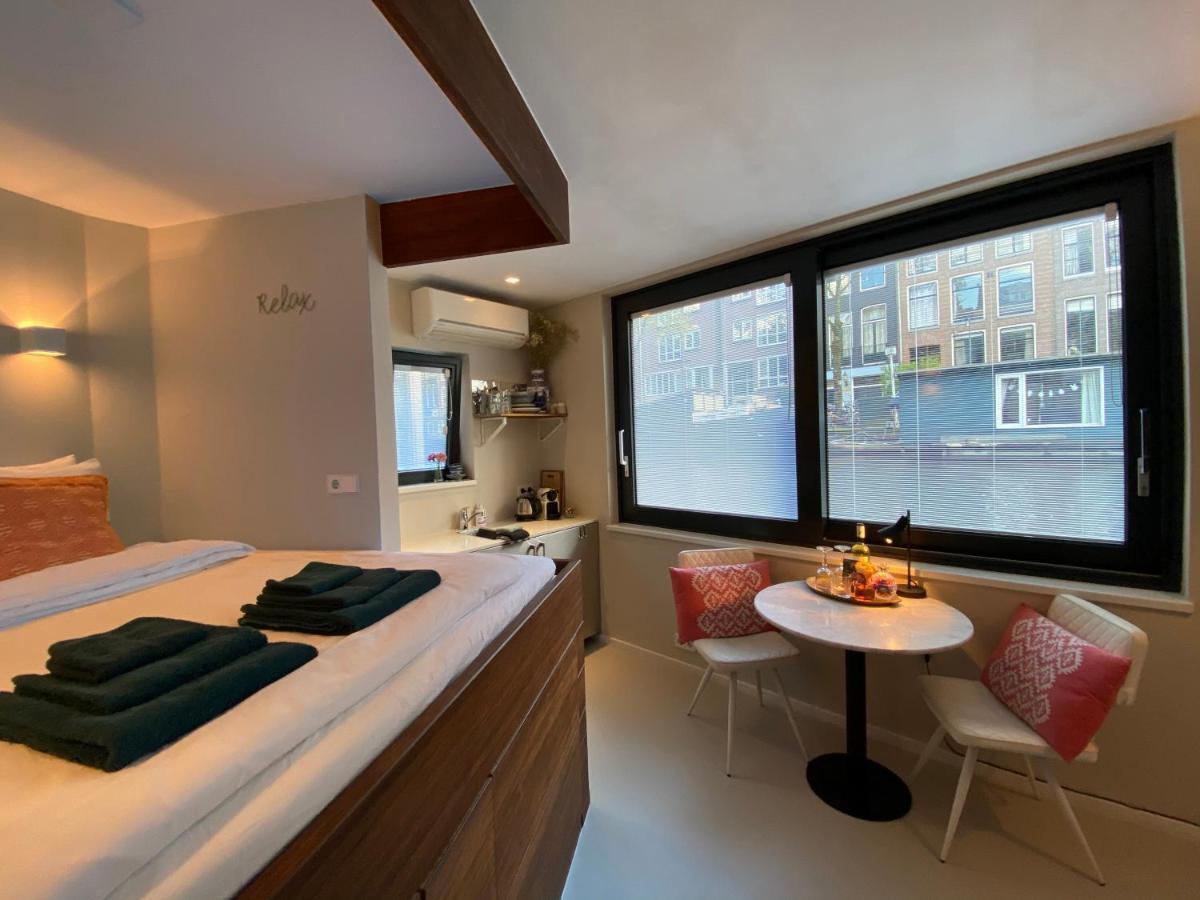 Gasthuis Houseboat Sophia Amsterdam