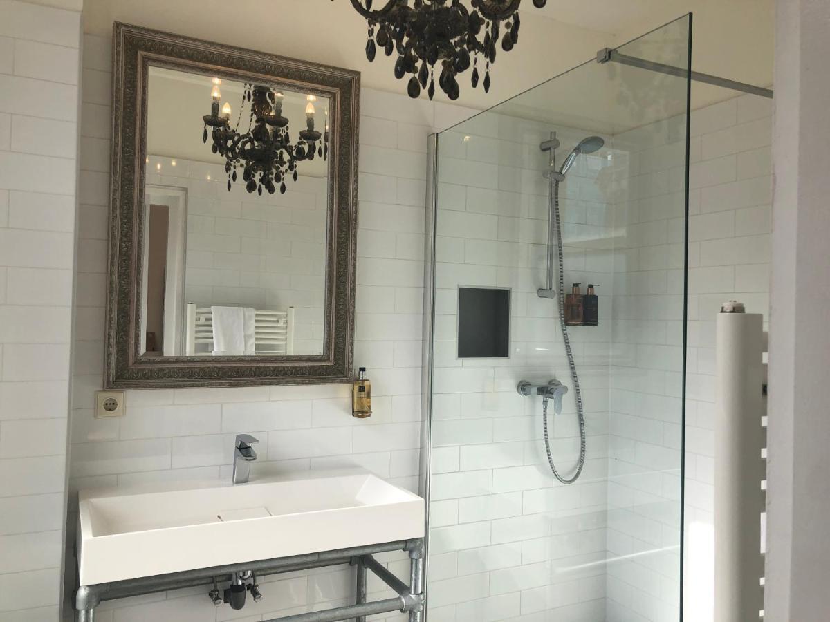 Nine-T-Teen Bed And Boutique Bed & Breakfast Amsterdam