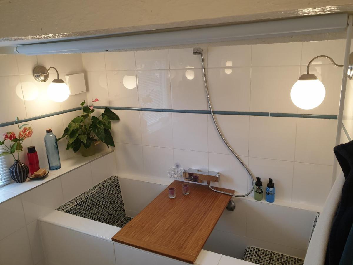 Botel Houseboat Prinsengracht *