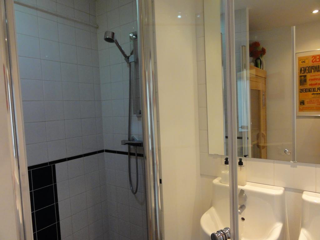 West 2* Amsterdam